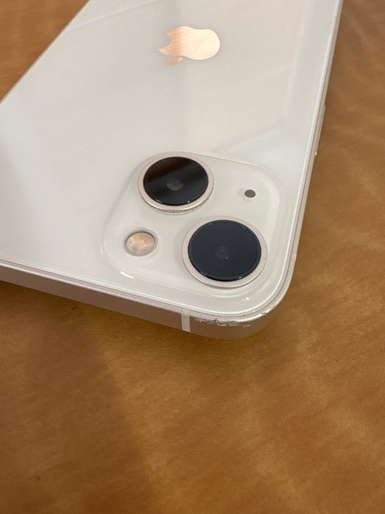 iPhone 13 128GB Softbank（スマホ）の商品画像 - 査定依頼日：2026年4月13日 - 最高査定価格：36,000円