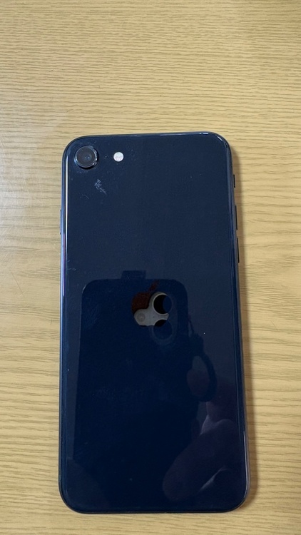 iPhone SE (第 3 世代) 64GB SIMフリー（スマホ）の商品画像 - 査定依頼日：2026年2月15日 - 最高査定価格：35,000円