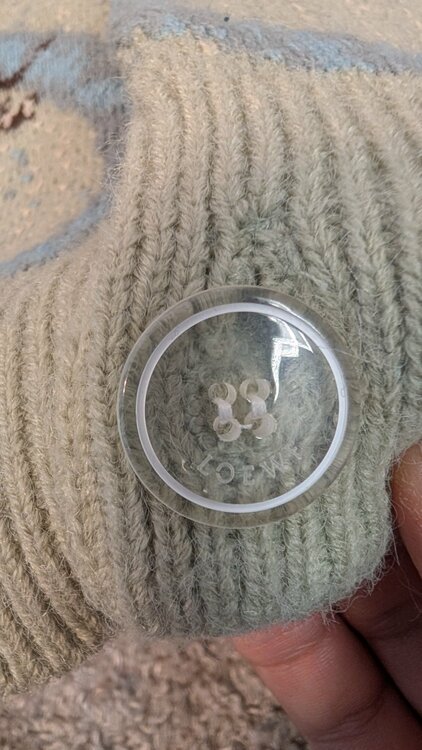 Anagram cardigan in wool and linen（古着・ファッション）の商品画像 - 査定依頼日：2026年1月12日 - 最高査定価格：100,000円