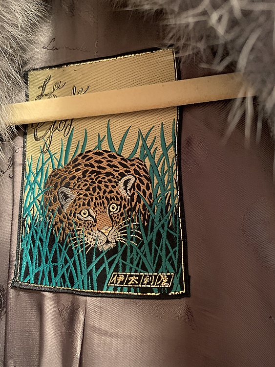 コート（古着・ファッション）の商品画像 - 査定依頼日：2020年2月26日