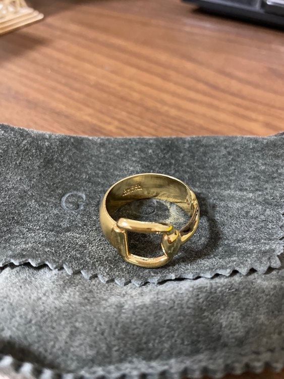 グッチホースビットスカーフリング（金・貴金属）の商品画像 - 査定依頼日：2022年8月22日 - 最高査定価格：15,000円