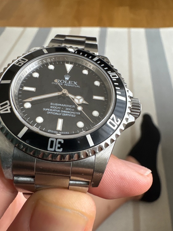 ロレックス サブマリーナー 14060（高級時計）の商品画像 - 査定依頼日：2025年9月2日 - 最高査定価格：1,460,000円