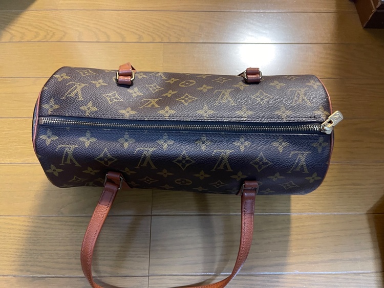 バッグ（ブランドバッグ）の商品画像 - 査定依頼日：2026年9月24日 - 最高査定価格：50,000円