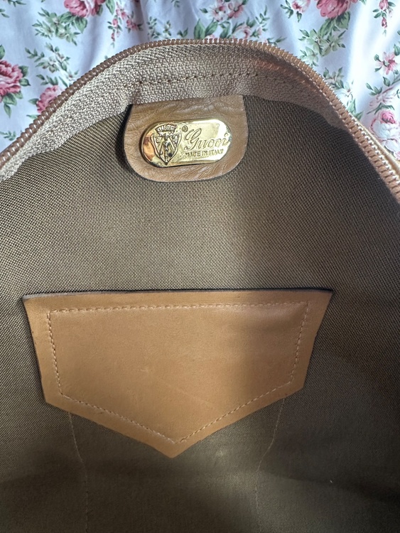 グッチ  （ブランドバッグ）の商品画像 - 査定依頼日：2026年3月31日 - 最高査定価格：30,000円