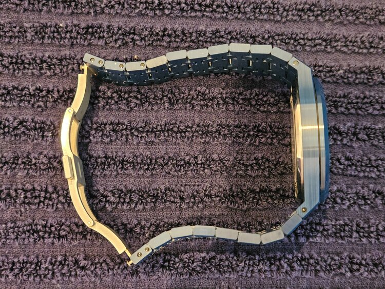 15416CD.OO.1225CD.01ブルーセラミック（高級時計）の商品画像 - 査定依頼日：2025年12月22日 - 最高査定価格：75,000,000円