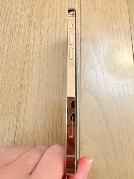 iPhone 12pro（スマホ）の商品画像 - 査定依頼日：2025年5月18日 - 最高査定価格：45,000円