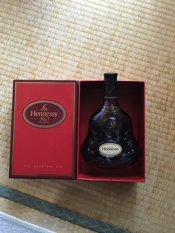 ヘネシーXO（お酒）の商品画像 - 査定依頼日：2023年2月18日 - 最高査定価格：10,000円