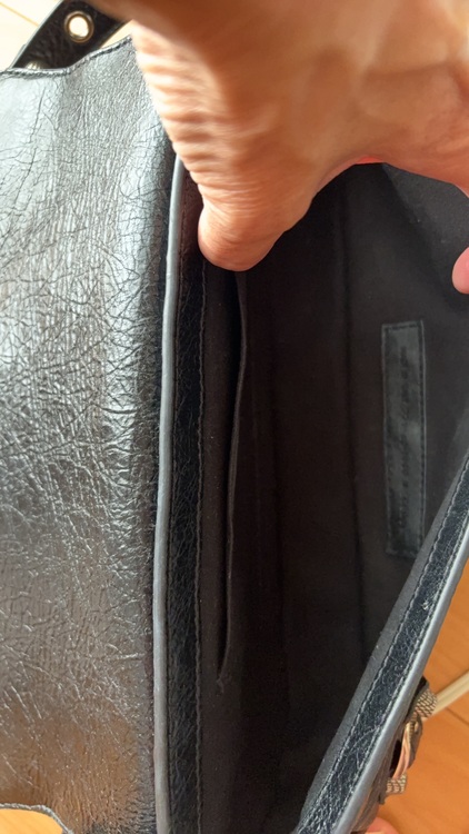 バレンシアガ  （ブランドバッグ）の商品画像 - 査定依頼日：2025年9月28日 - 最高査定価格：140,000円