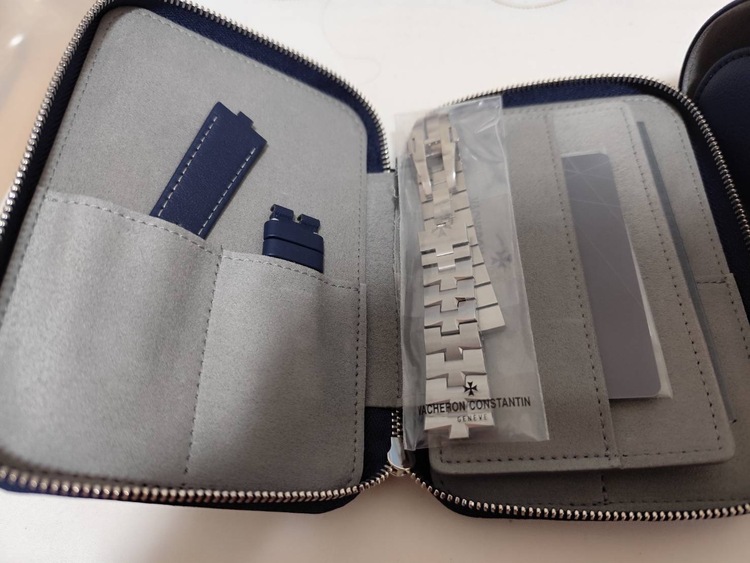 4600V/200A-B980（高級時計）の商品画像 - 査定依頼日：2026年1月15日 - 最高査定価格：3,500,000円