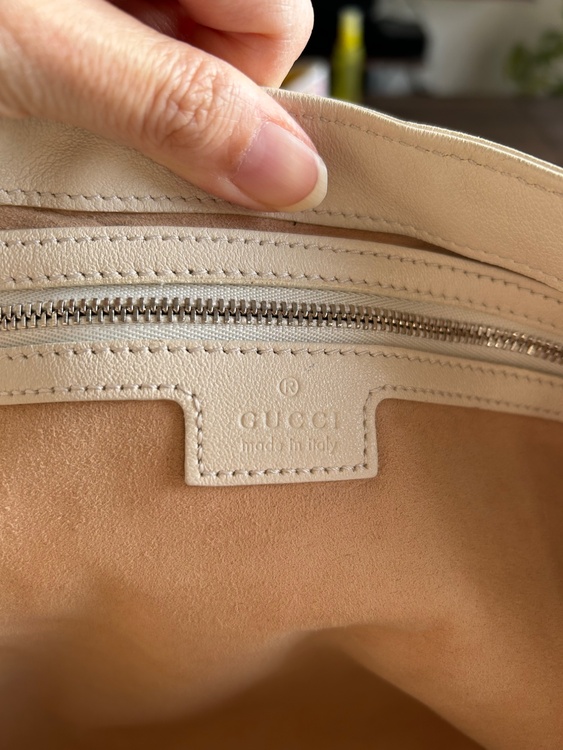 グッチアフロディーテラージレザーショルダー（ブランドバッグ）の商品画像 - 査定依頼日：2026年4月25日 - 最高査定価格：135,000円