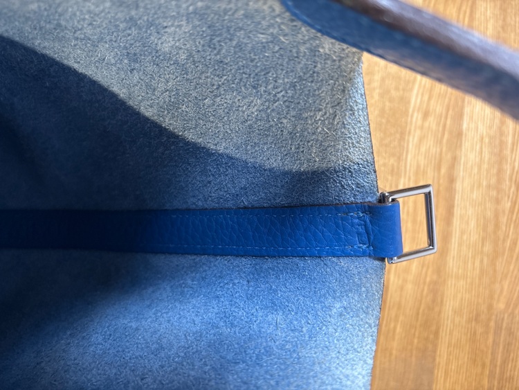  □O刻印700080143（ブランドバッグ）の商品画像 - 査定依頼日：2025年9月9日 - 最高査定価格：160,000円