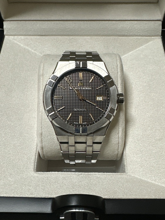 その他 その他 AI6008-SS002-331-（高級時計）の商品画像 - 査定依頼日：2026年3月24日 - 最高査定価格：110,000円