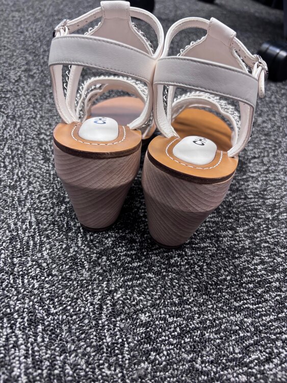 サンダル（古着・ファッション）の商品画像 - 査定依頼日：2025年5月15日 - 最高査定価格：23,000円