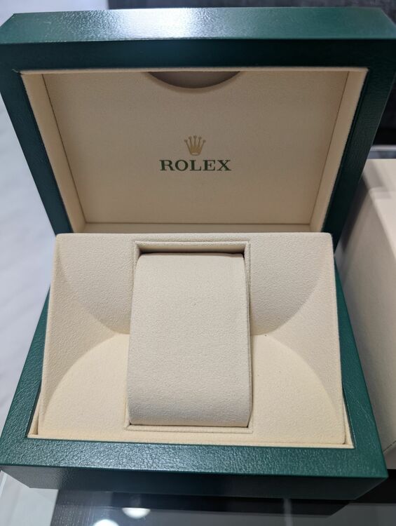 ロレックス サブマリーナー 116610LN（高級時計）の商品画像 - 査定依頼日：2025年11月18日 - 最高査定価格：1,900,000円