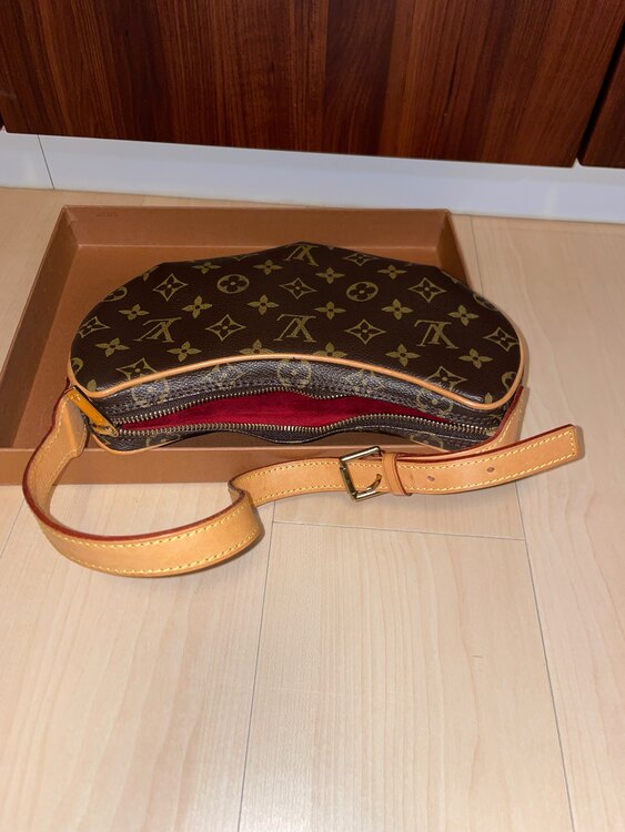 ルイヴィトン モノグラム （ブランドバッグ）の商品画像 - 査定依頼日：2025年1月12日 - 最高査定価格：100,000円