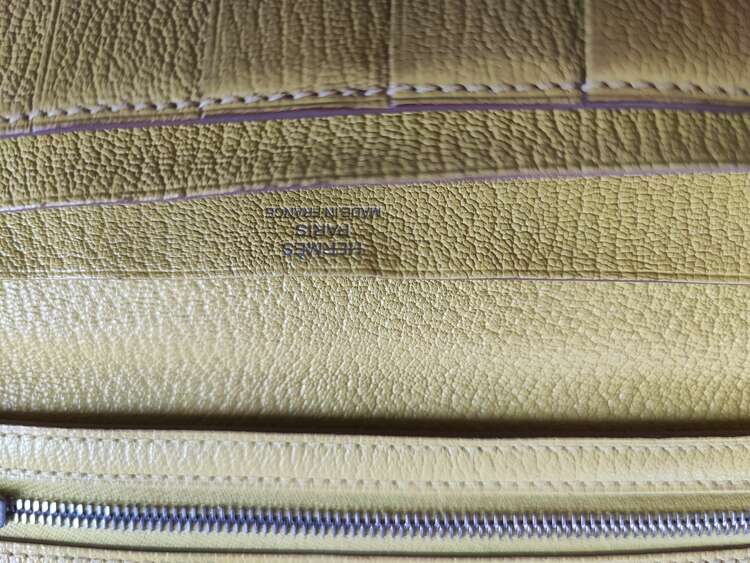 ベアンスフレ（ブランド財布・小物）の商品画像 - 査定依頼日：2025年4月28日 - 最高査定価格：15,000円