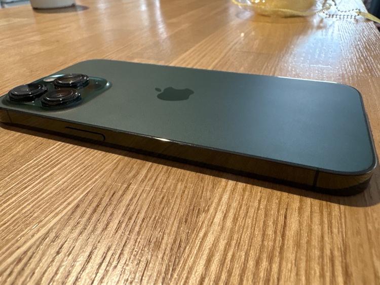 iPhone 13 Pro 128GB SIMフリー（スマホ）の商品画像 - 査定依頼日：2026年4月24日 - 最高査定価格：38,000円