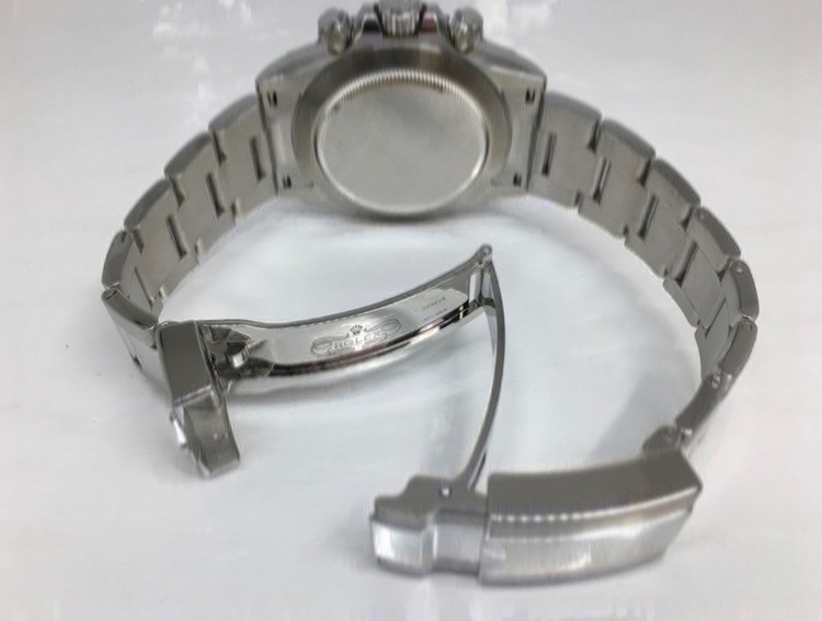 コスモグラフ デイトナ 116500LN（高級時計）の商品画像 - 査定依頼日：2022年7月26日 - 最高査定価格：4,150,000円