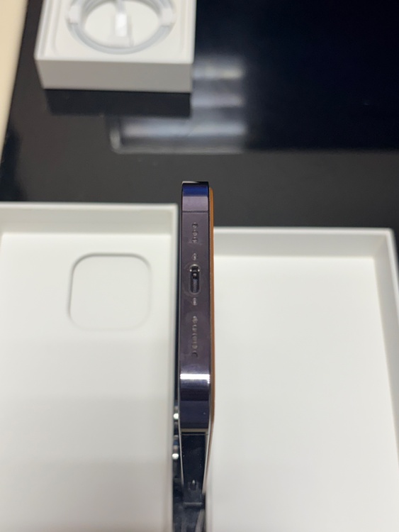 iPhone 14 Pro 256GB SIMフリー（スマホ）の商品画像 - 査定依頼日：2026年3月19日 - 最高査定価格：65,000円