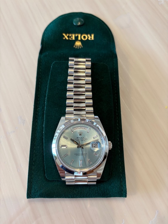 ロレックス　デイデイト　アイスブルー（高級時計）の商品画像 - 査定依頼日：2025年7月18日 - 最高査定価格：9,200,000円