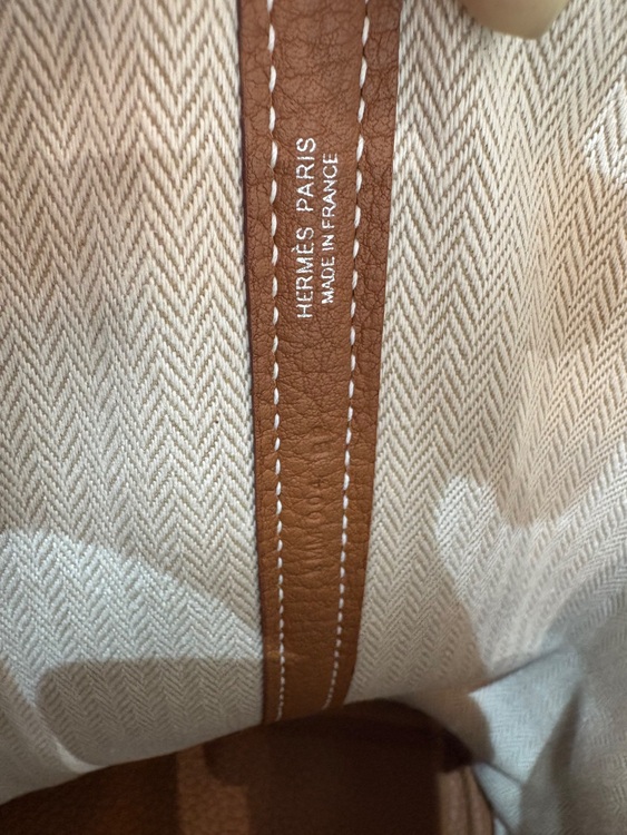 新品エルメスガーデンパーティー30K刻印ゴールド6/23購入品レザー（ブランドバッグ）の商品画像 - 査定依頼日：2025年6月24日 - 最高査定価格：650,000円