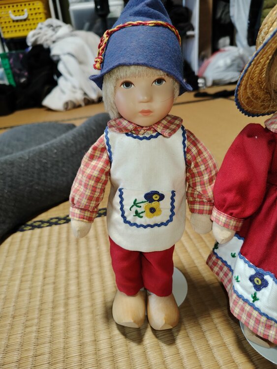 ドイツ　ケテ·クルーゼ　オランダの2人（美術品・骨董品）の商品画像 - 査定依頼日：2026年6月27日 - 最高査定価格：7,000円