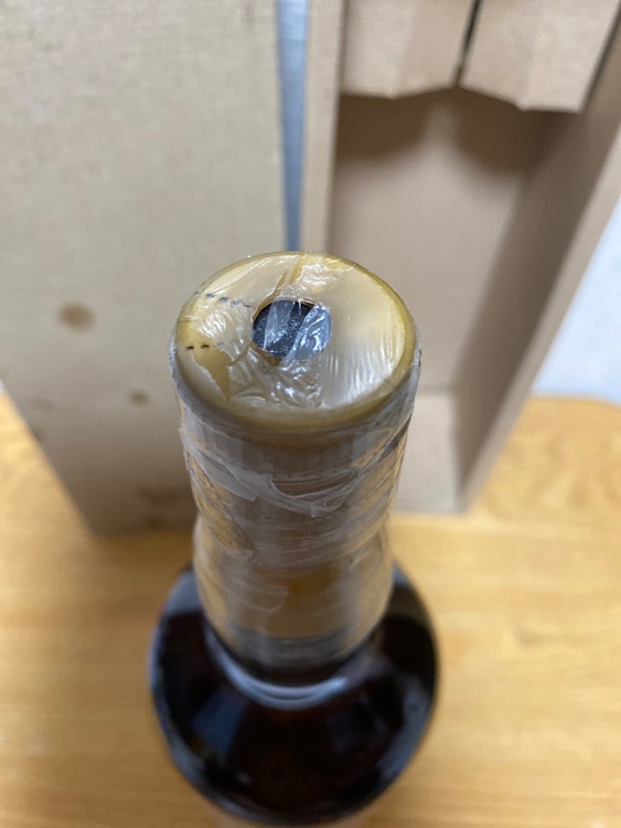 軽井沢蒸留所ヴィンテージシングルカスクモルトウイスキー10年2nd（お酒）の商品画像 - 査定依頼日：2025年8月19日 - 最高査定価格：135,000円