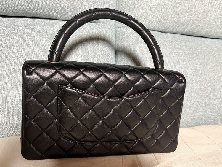 マトラッセ（ブランドバッグ）の商品画像 - 査定依頼日：2025年9月7日 - 最高査定価格：400,000円