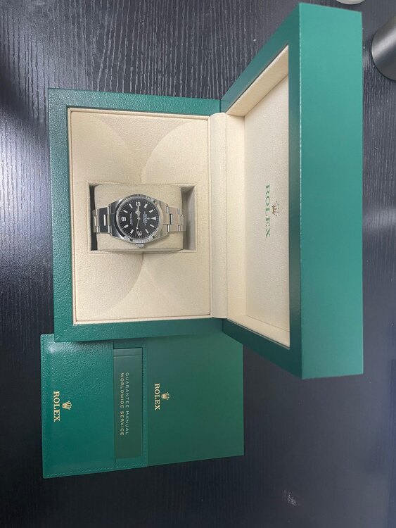 ロレックス エクスプローラー 12427（高級時計）の商品画像 - 査定依頼日：2025年4月23日 - 最高査定価格：1,095,000円