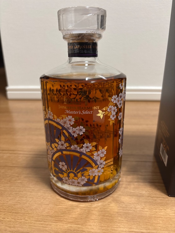 ウイスキー サントリー響 （お酒）の商品画像 - 査定依頼日：2026年1月27日 - 最高査定価格：28,000円