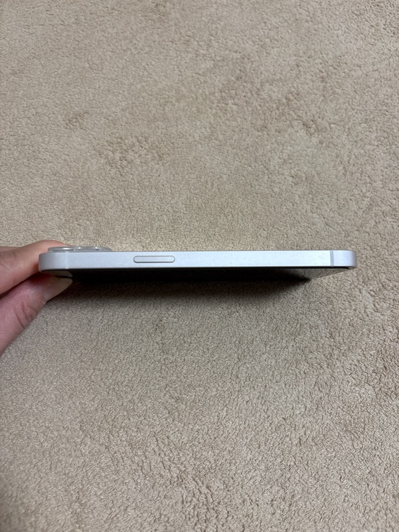 iPhone13（スマホ）の商品画像 - 査定依頼日：2025年11月6日 - 最高査定価格：48,000円