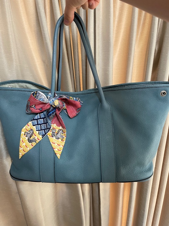 ガーデンパーティー　PM（ブランドバッグ）の商品画像 - 査定依頼日：2025年8月22日 - 最高査定価格：300,000円