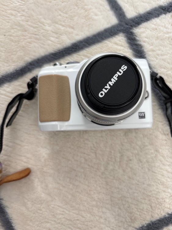 一眼レフ（カメラ）の商品画像 - 査定依頼日：2026年1月26日 - 最高査定価格：15,000円