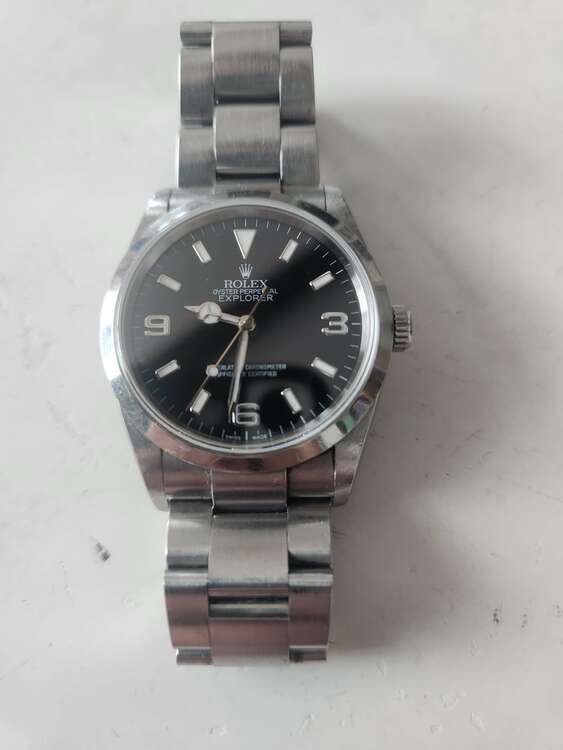 ロレックス エクスプローラー 114270（高級時計）の商品画像 - 査定依頼日：2025年3月15日 - 最高査定価格：880,000円