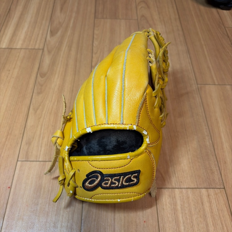 内野時グローブ（古着・ファッション）の商品画像 - 査定依頼日：2026年4月7日 - 最高査定価格：1,400円