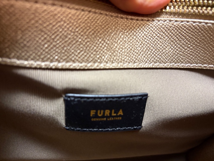 フルラ　トートバッグ（ブランドバッグ）の商品画像 - 査定依頼日：2026年2月8日 - 最高査定価格：4,000円