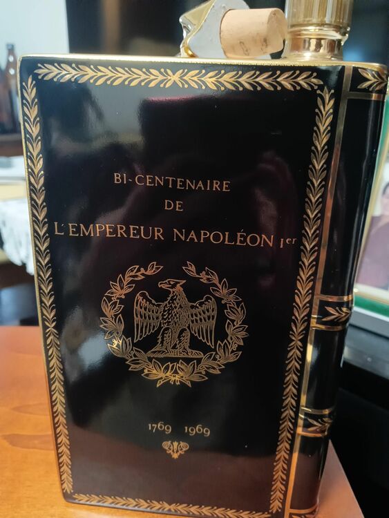 ブランデー カミュ （お酒）の商品画像 - 査定依頼日：2025年11月5日 - 最高査定価格：4,500円