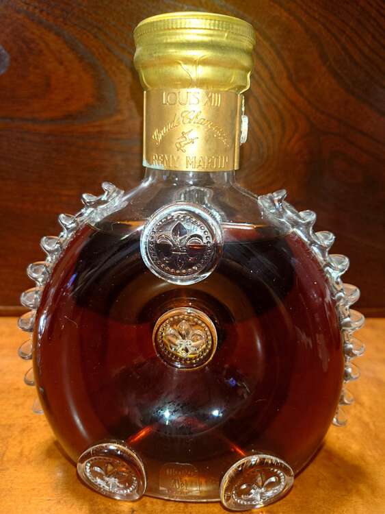 ブランデー レミーマルタン （お酒）の商品画像 - 査定依頼日：2025年2月7日 - 最高査定価格：85,000円