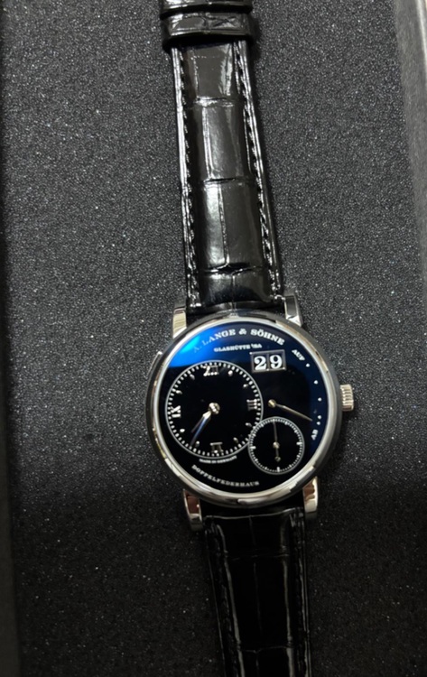 ランゲ＆ゾーネ ランゲ1 191,06（高級時計）の商品画像 - 査定依頼日：2025年6月16日 - 最高査定価格：5,200,000円