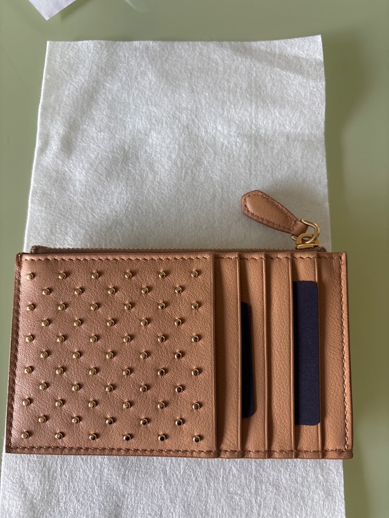 プラダ  （ブランドバッグ）の商品画像 - 査定依頼日：2025年12月17日 - 最高査定価格：43,000円