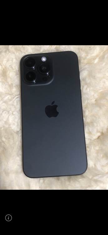 iPhone 15 Pro Max 512GB SIMフリー（スマホ）の商品画像 - 査定依頼日：2026年1月26日 - 最高査定価格：110,000円