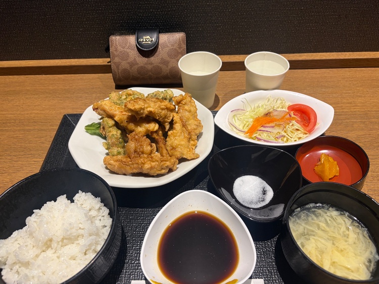 その他 コーチ （ブランドバッグ）の商品画像 - 査定依頼日：2026年3月31日 - 最高査定価格：1,500円