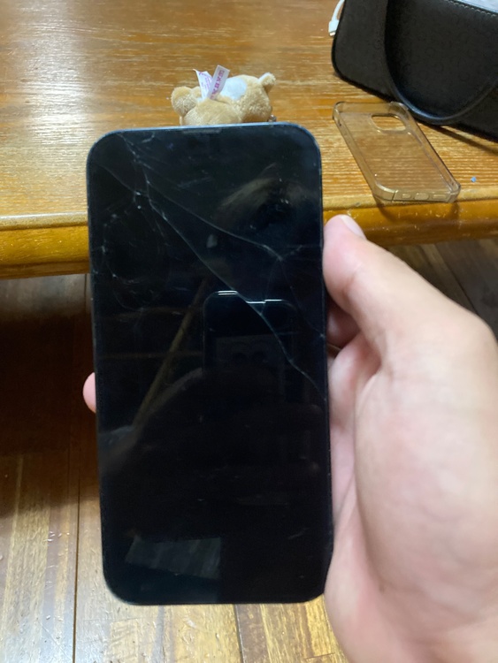 iPhone13（スマホ）の商品画像 - 査定依頼日：2026年9月13日 - 最高査定価格：100,000円