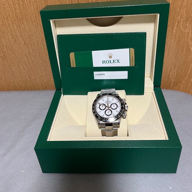 ロレックス デイトナ 116500L（高級時計）の商品画像 - 査定依頼日：2025年12月2日 - 最高査定価格：4,650,000円