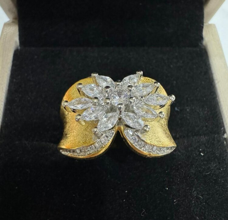 ダイヤモンド金リング（宝石）の商品画像 - 査定依頼日：2025年3月3日 - 最高査定価格：230,000円