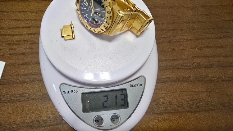 ディアゴノ プロフェッショナル（高級時計）の商品画像 - 査定依頼日：2025年9月30日 - 最高査定価格：3,000,000円