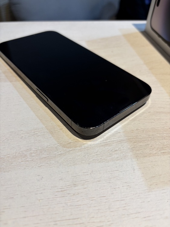 iPhone 14 Pro Max 256GB au（スマホ）の商品画像 - 査定依頼日：2026年4月11日 - 最高査定価格：67,000円