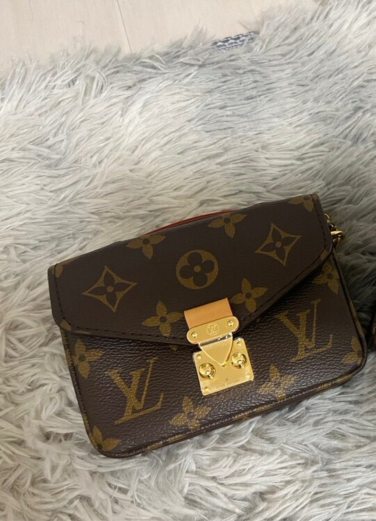 ルイヴィトン モノグラム （ブランドバッグ）の商品画像 - 査定依頼日：2025年5月29日 - 最高査定価格：200,000円
