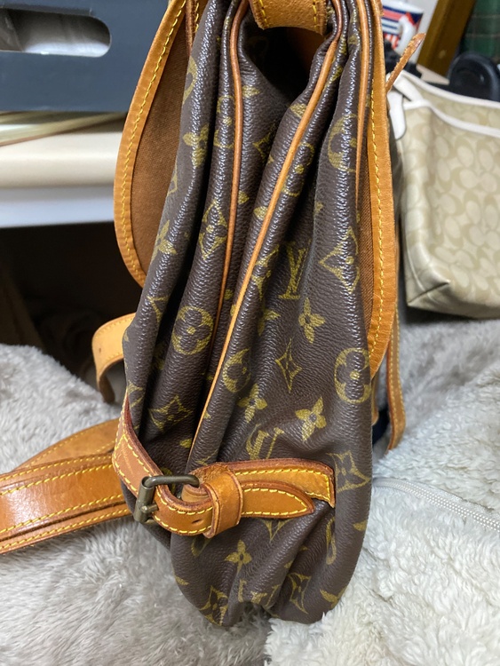 ソミュール（ブランドバッグ）の商品画像 - 査定依頼日：2026年3月23日 - 最高査定価格：40,000円