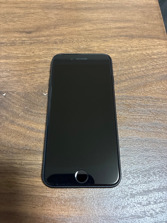 iPhone SE (第 3 世代) 64GB SIMフリー（スマホ）の商品画像 - 査定依頼日：2026年3月2日 - 最高査定価格：20,000円